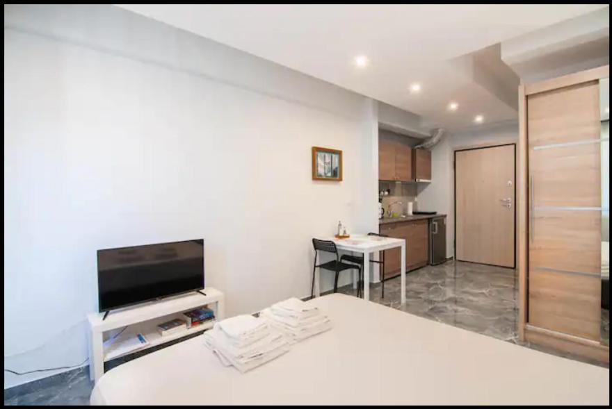 Cozy Studio, Athens City Center Εξωτερικό φωτογραφία